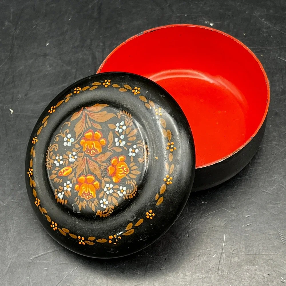 Vtg‎ Small Soviet Hand Painted Black Metal Trinket Box Floral 2.5